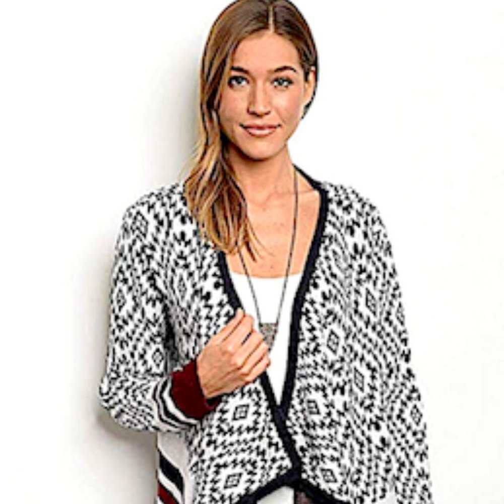 plus size asymmetriBohemian Aztec Sweater Poncho